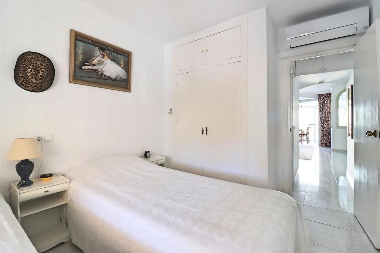 Apartment 2 Bedroom In Parador With Pool And Seaview Nerja